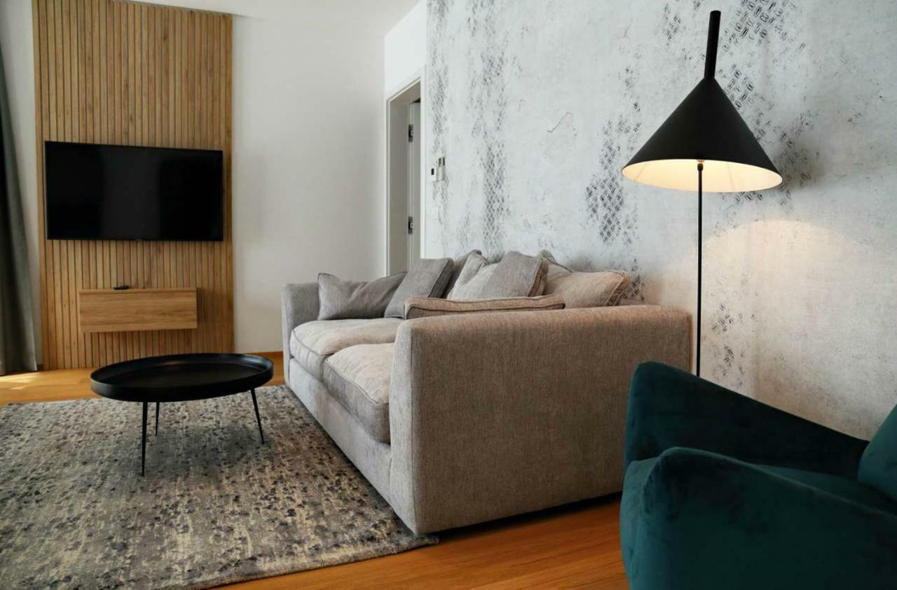 Regentova Suites リュブリャナ エクステリア 写真